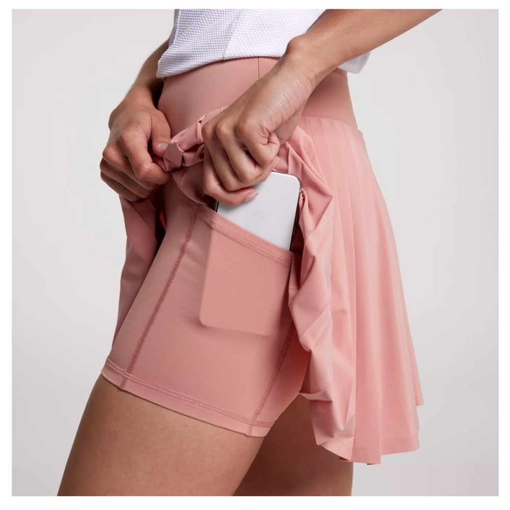 NWT 
Beautiful CALIA by Carrie Underwood skort